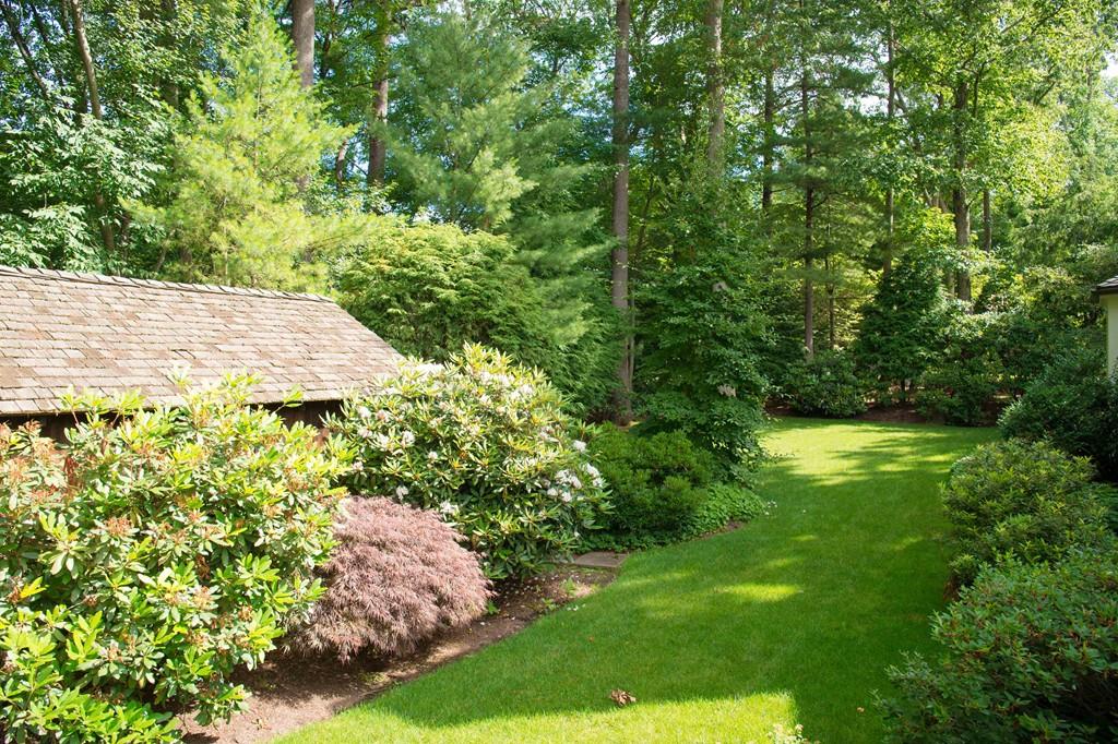 41 Highgate Road Wellesley, MA 02481 - Photo 24 of 24 a view of a yard