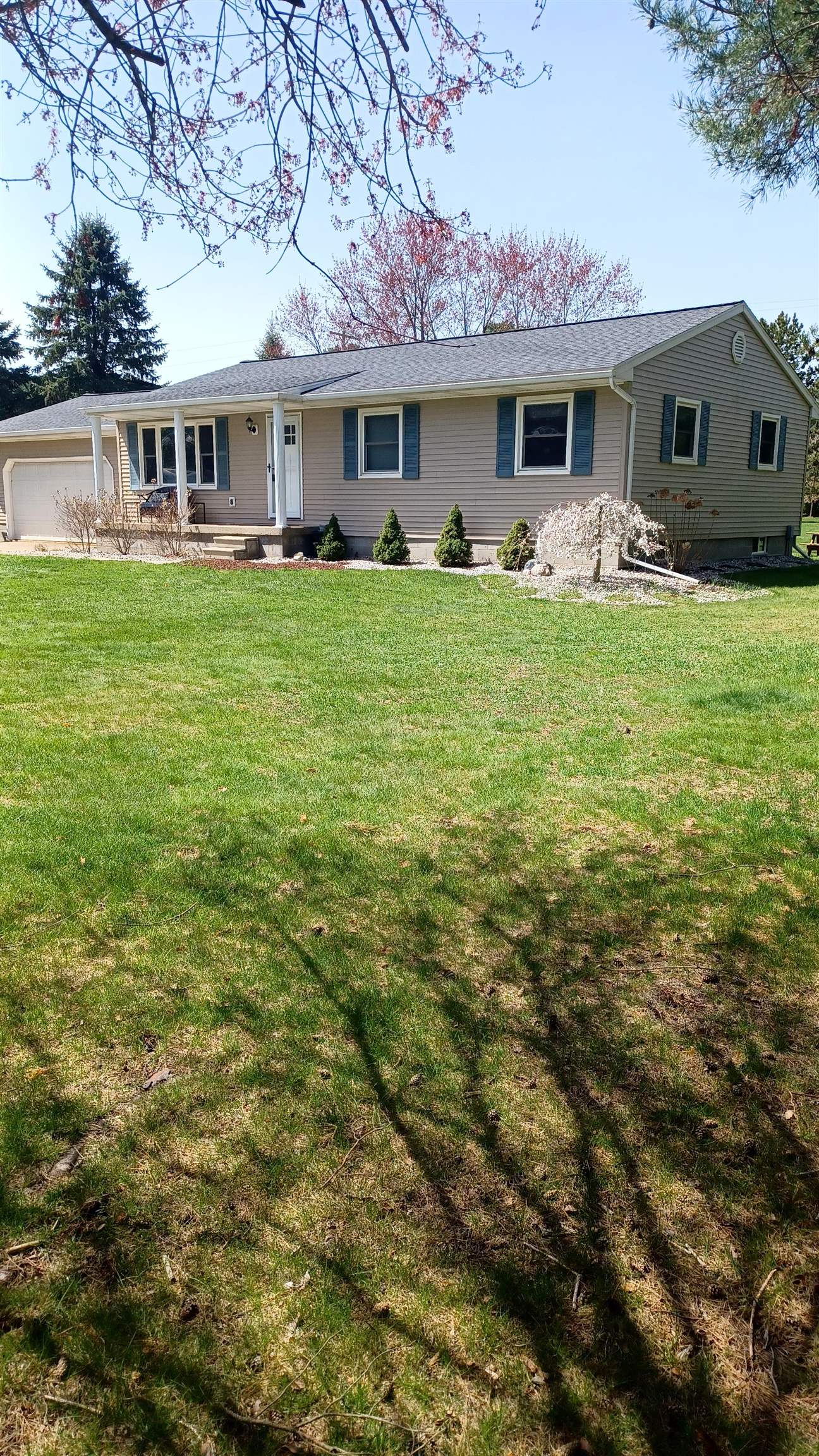 11484 Wood Road Dewitt, MI 48820 - Photo 2 of 33