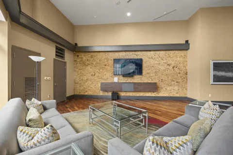 $1,450,000 | 781 West G Street, San Diego, CA 92101