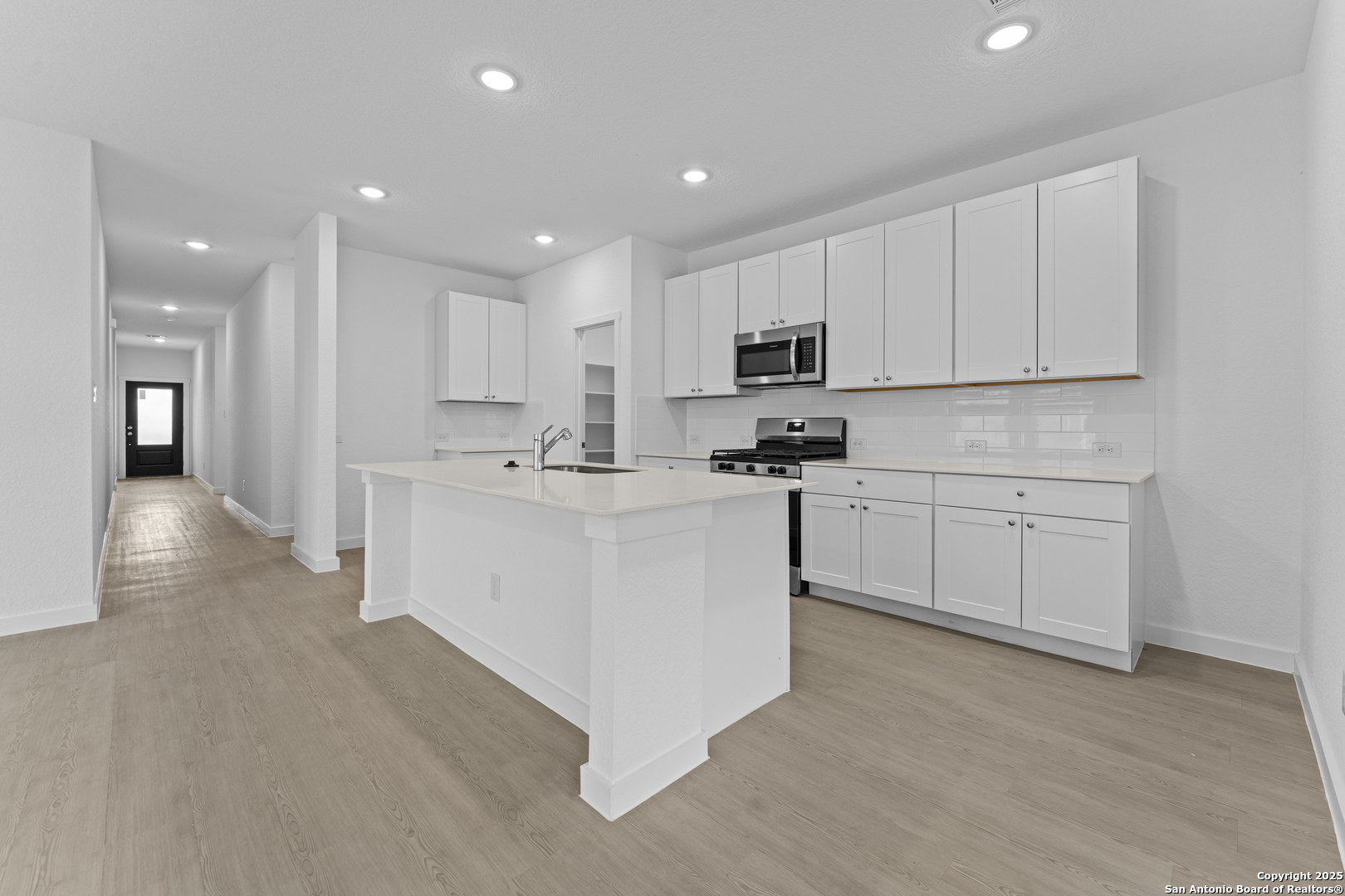 14863 Taradeau San Antonio, TX 78254 - Photo 19 of 30