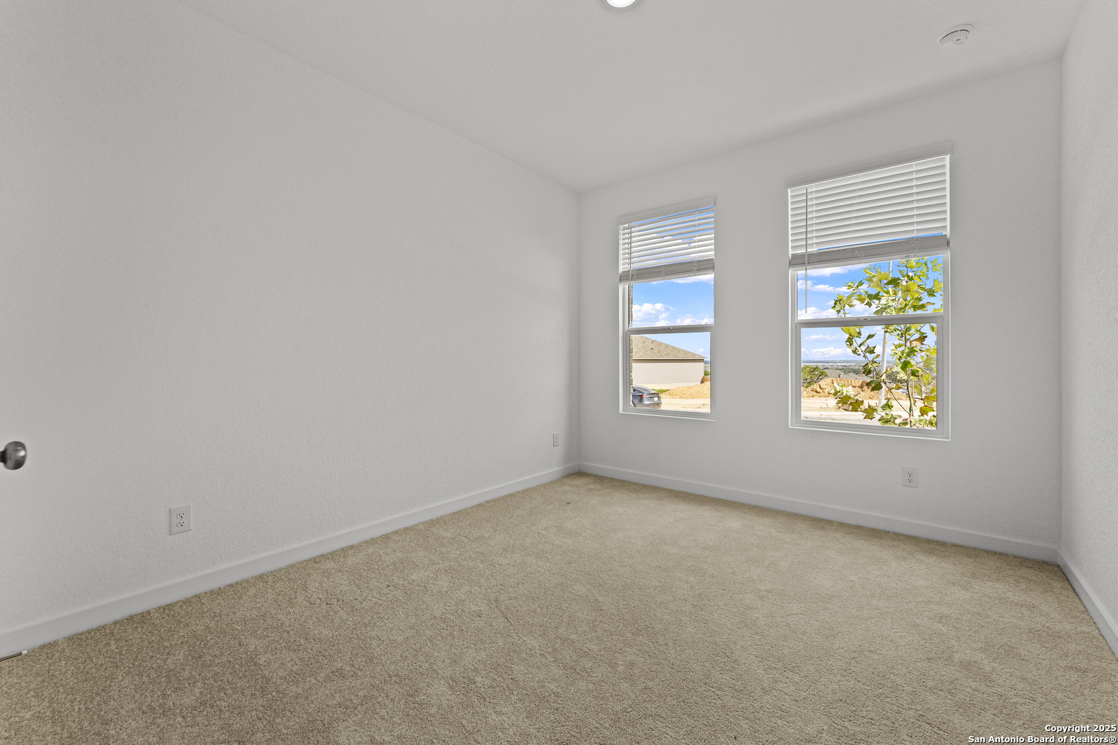 14863 Taradeau San Antonio, TX 78254 - Photo 4 of 30