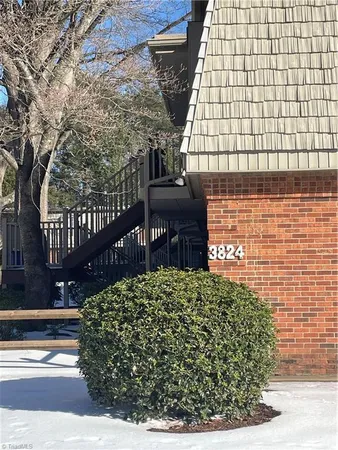 $1,050 | 3824 Country Club Road, Unit E, Winston-Salem, NC 27104