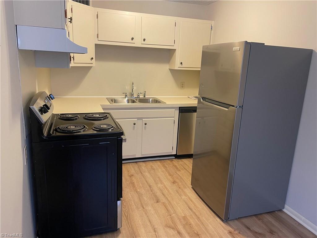 3824 Country Club Road, Unit E Winston-Salem, NC 27104 - Photo 6 of 13