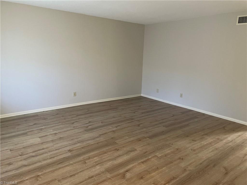 3824 Country Club Road, Unit E Winston-Salem, NC 27104 - Photo 7 of 13