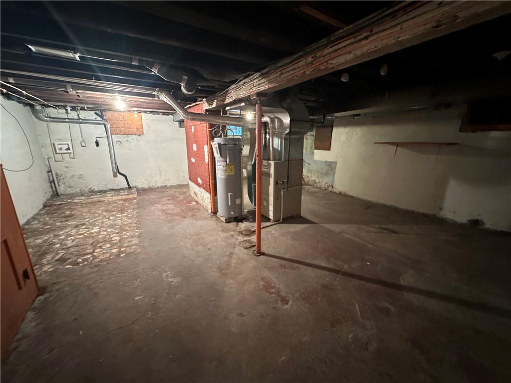 615 Division Street Monessen, PA 15062 - Photo 14 of 15 a view of empty room