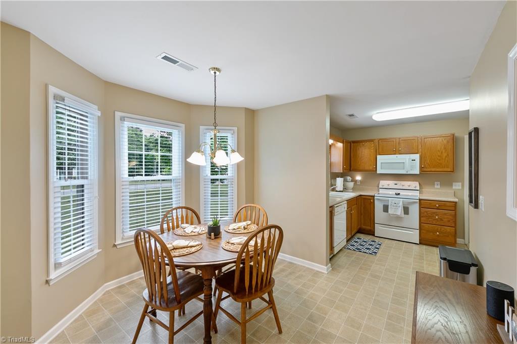 6806 Rangecrest Road Belews Creek, NC 27009 - Photo 13 of 28 Gallery Image 13