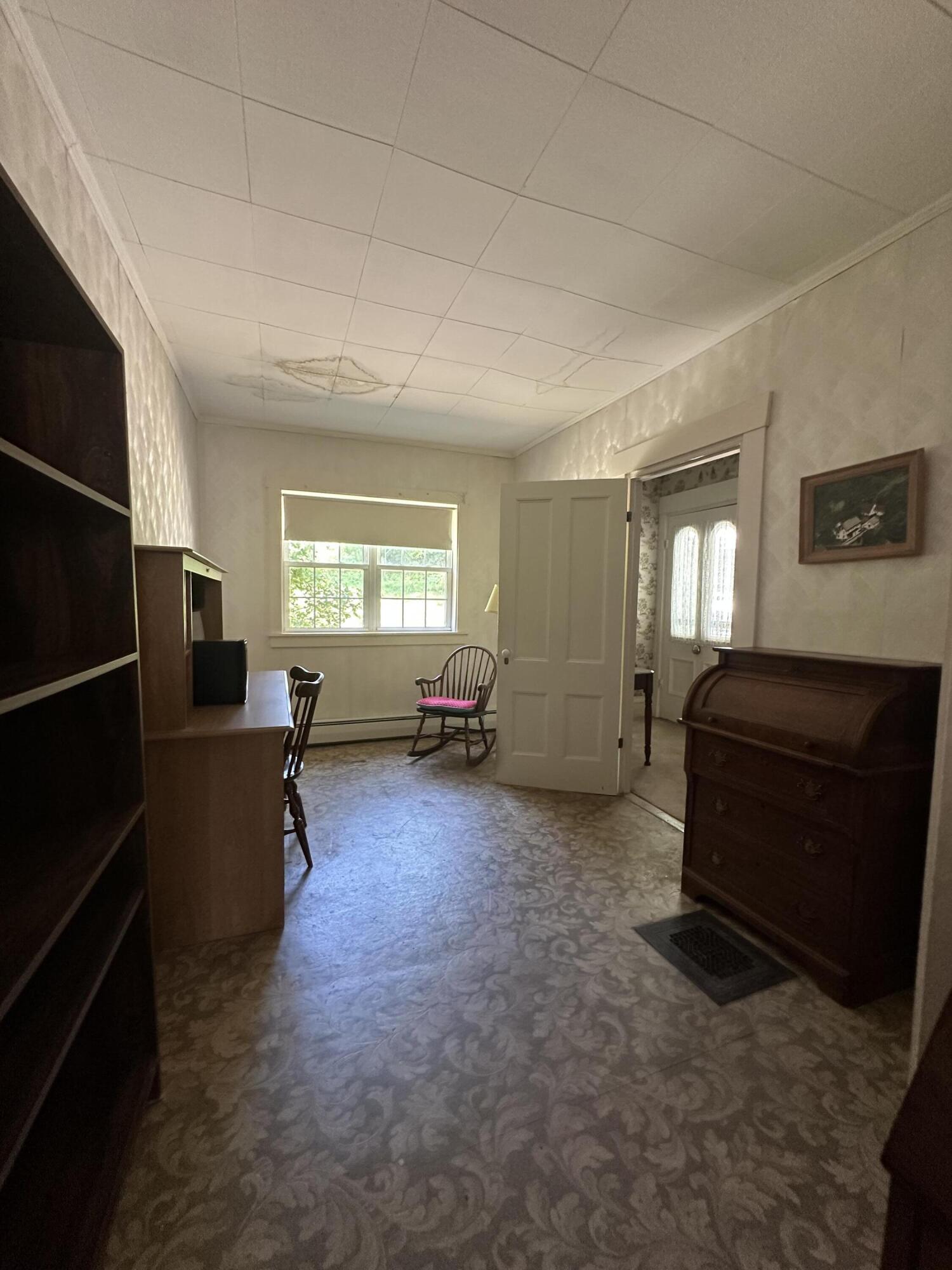 24 Old Rte One Waldoboro, ME 04572 - Photo 12 of 40