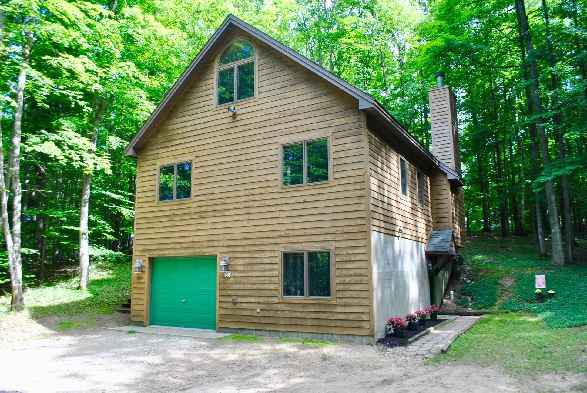 921 Timber Valley Road Gaylord, MI 49735 - Photo 2 of 31 Gallery Image 2