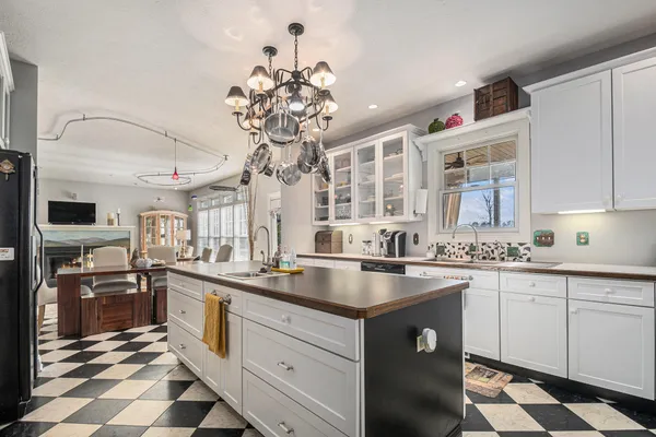 $483,775 | 110 Bridle Path Lane, Niles, MI 49120