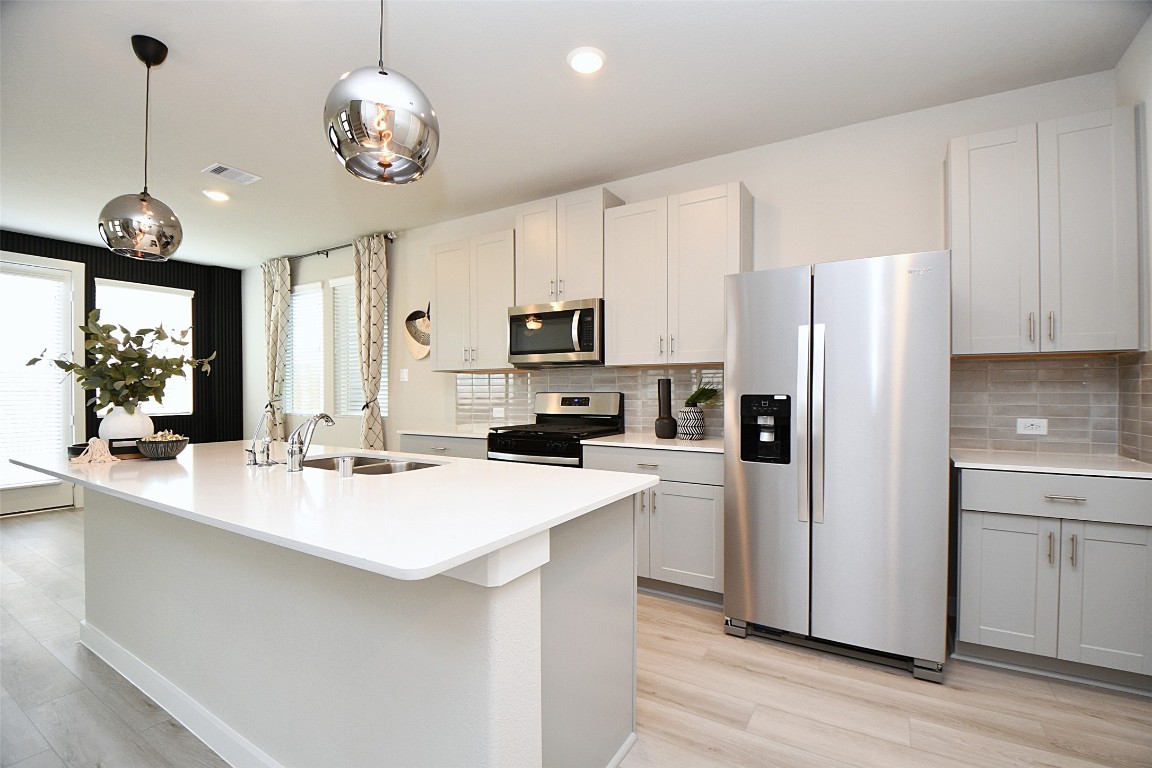 4212 Lyons Fall Drive Houston, TX 77080 - Photo 13 of 37