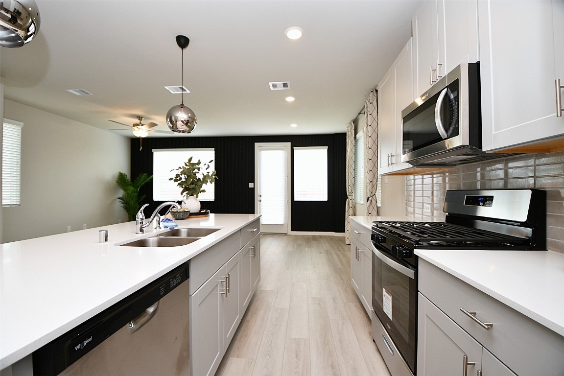 4212 Lyons Fall Drive Houston, TX 77080 - Photo 15 of 37