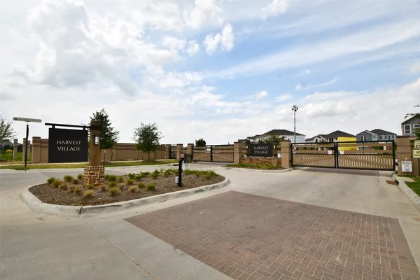 $2,795 | 4212 Lyons Fall Drive, Houston, TX 77080