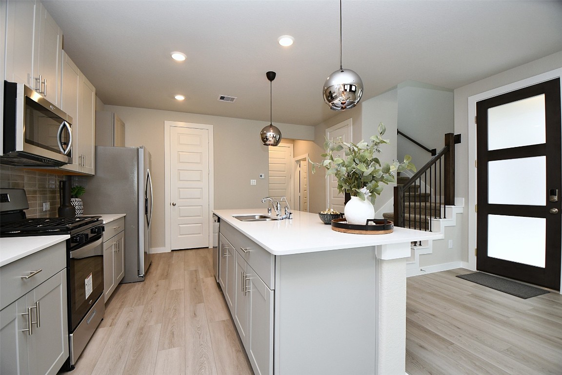 4212 Lyons Fall Drive Houston, TX 77080 - Photo 10 of 37