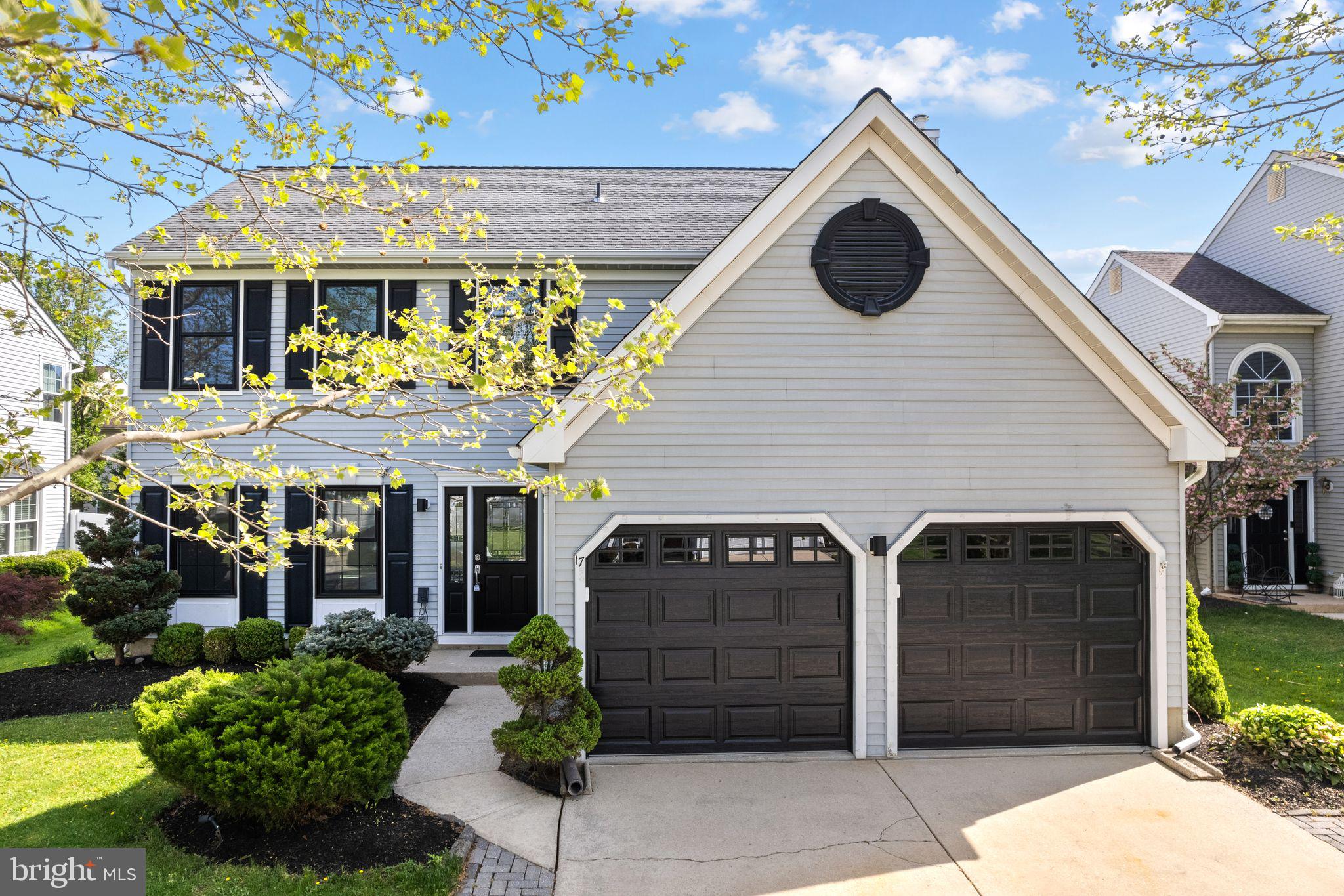 17 Ballinger Way Mount Laurel, NJ 08054 - Photo 3 of 39 2 car garage