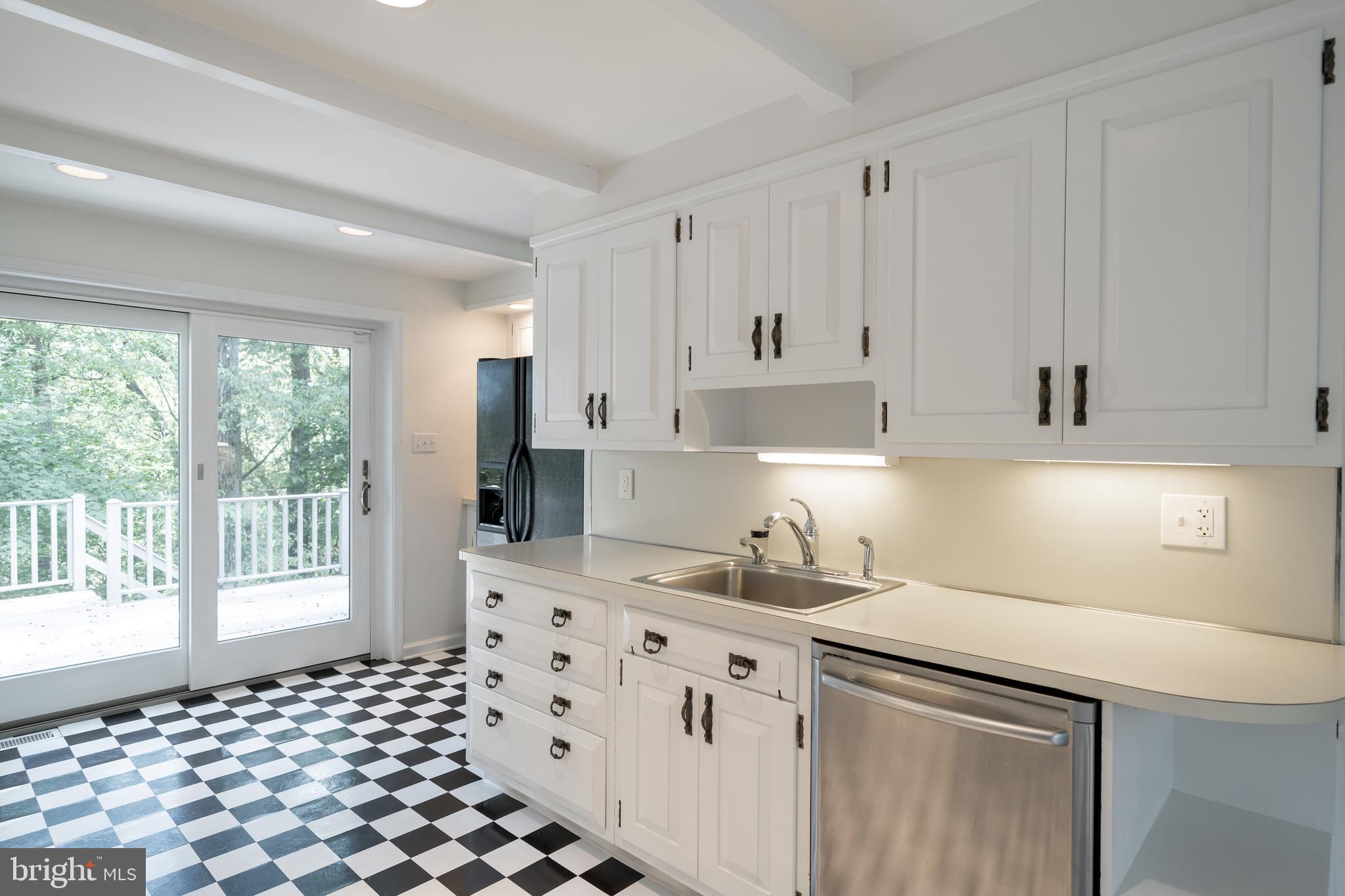 563 Tory Hill Road Devon, PA 19333 - Photo 7 of 37