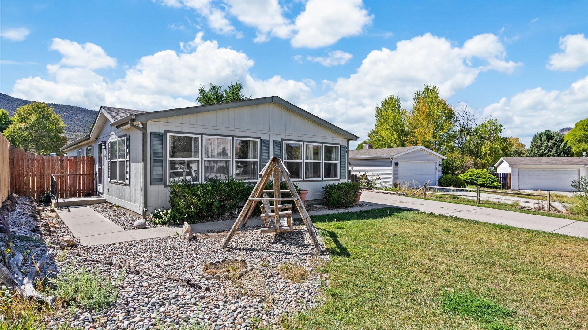 26 Baker Hill Place Parachute, CO 81635 - Photo 3 of 40
