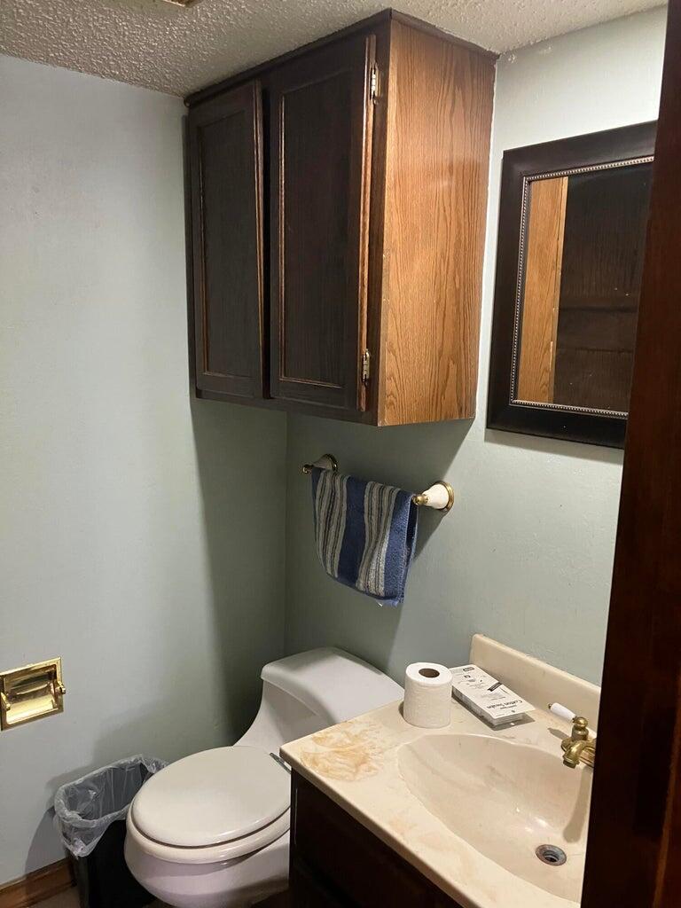 1003 A Jefferson Drive Plainview, TX 79072 - Photo 16 of 23 16