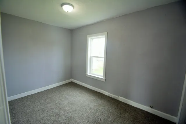 $137,500 | 2114 10th Street, Two Rivers, WI 54241