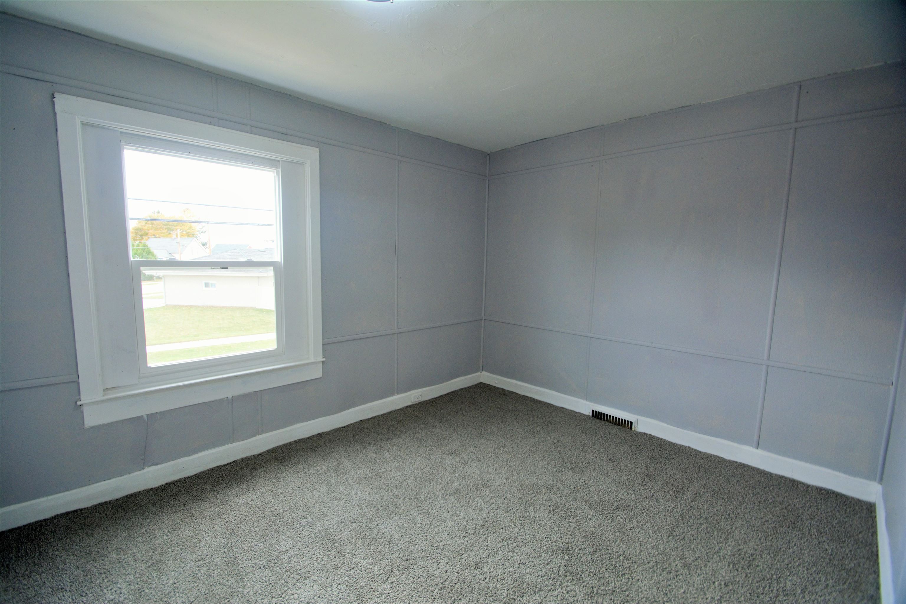 2114 10th Street Two Rivers, WI 54241 - Photo 23 of 30