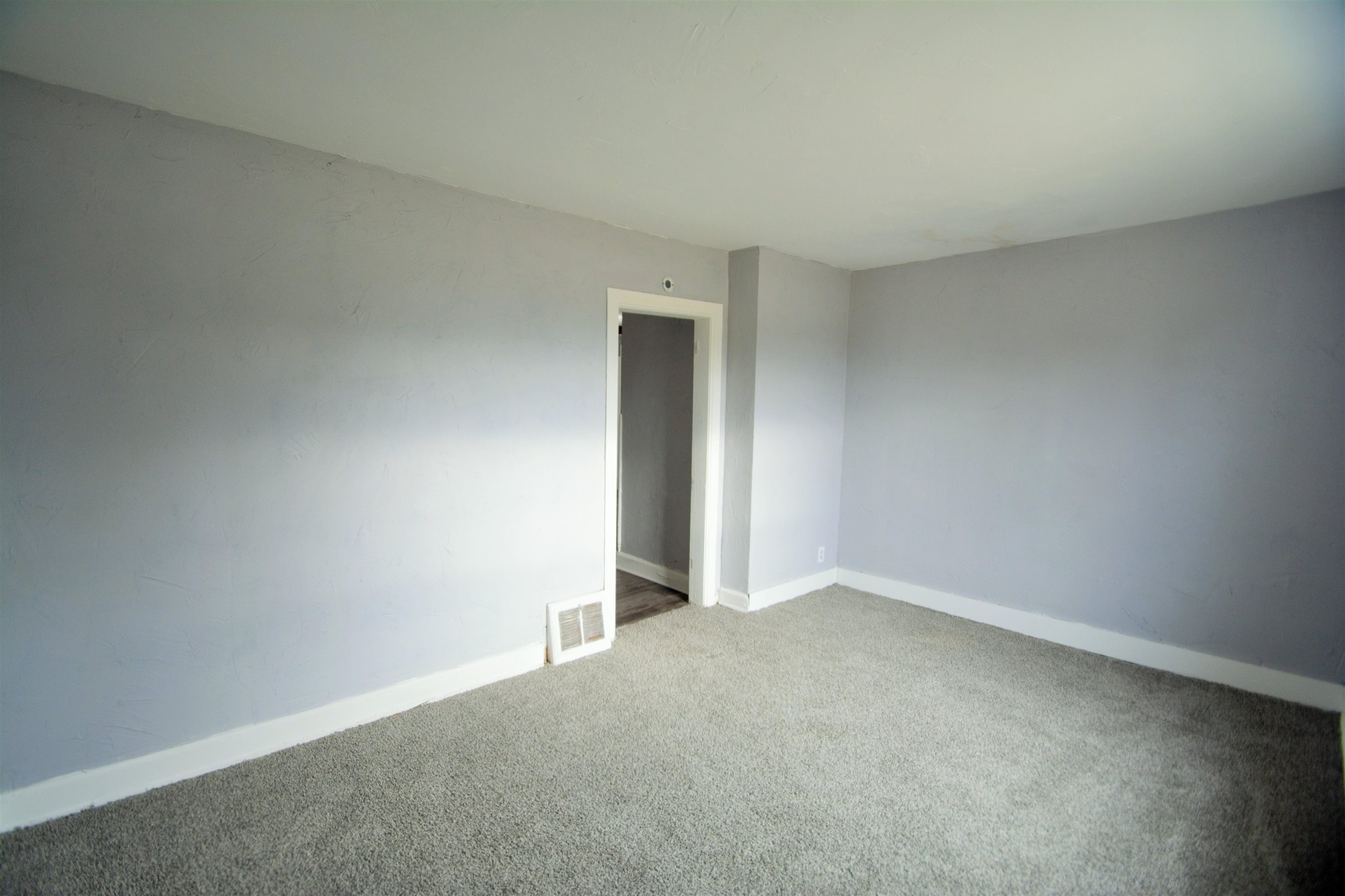 2114 10th Street Two Rivers, WI 54241 - Photo 6 of 30