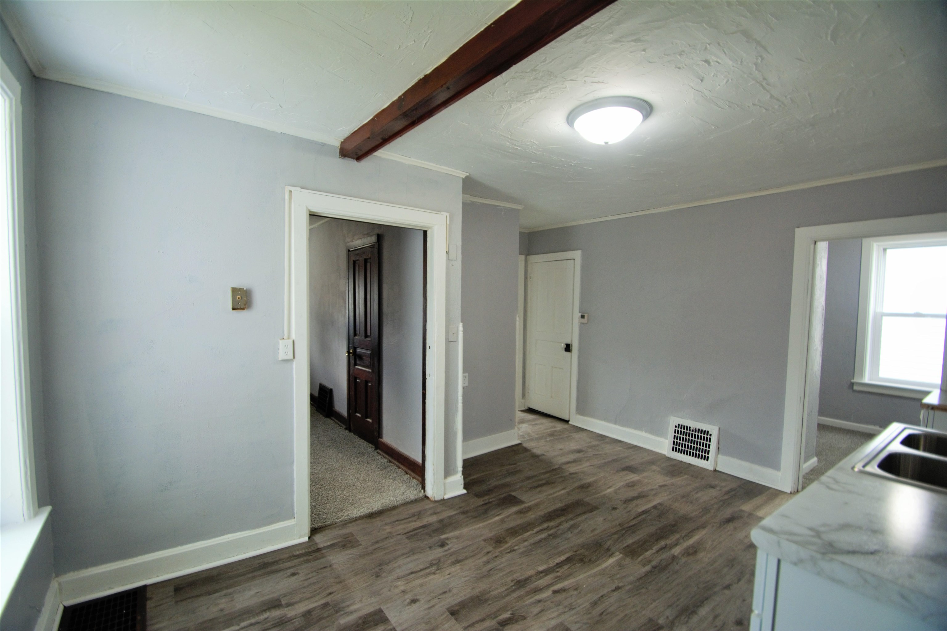 2114 10th Street Two Rivers, WI 54241 - Photo 8 of 30