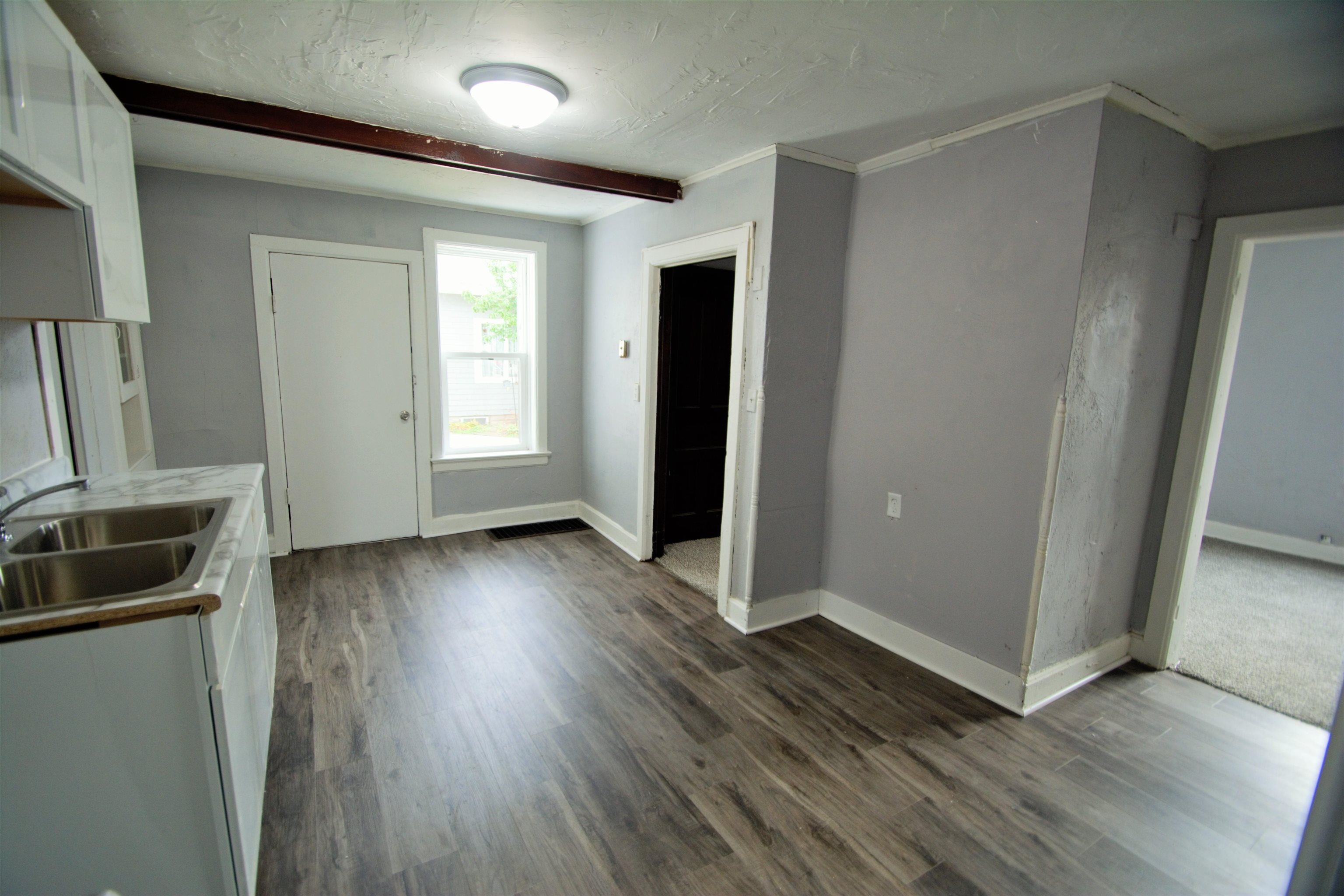 2114 10th Street Two Rivers, WI 54241 - Photo 9 of 30