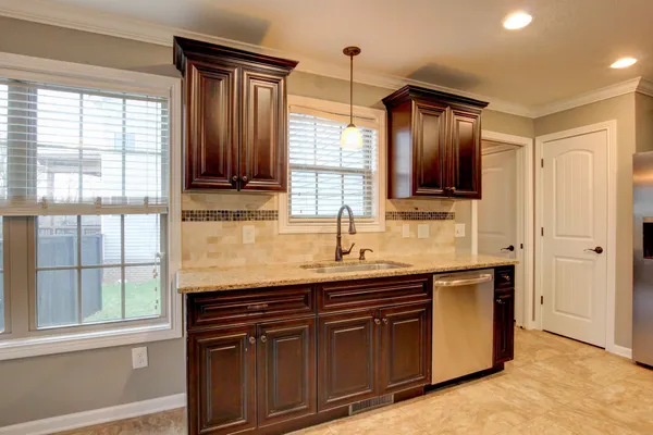 $2,295 | 803 Primrose Court, Clarksville, TN 37043