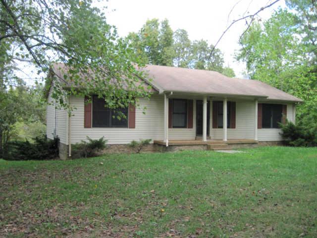141 Sullivan Road Dickson, TN 37055 - Photo 2 of 12 Gallery Image 2