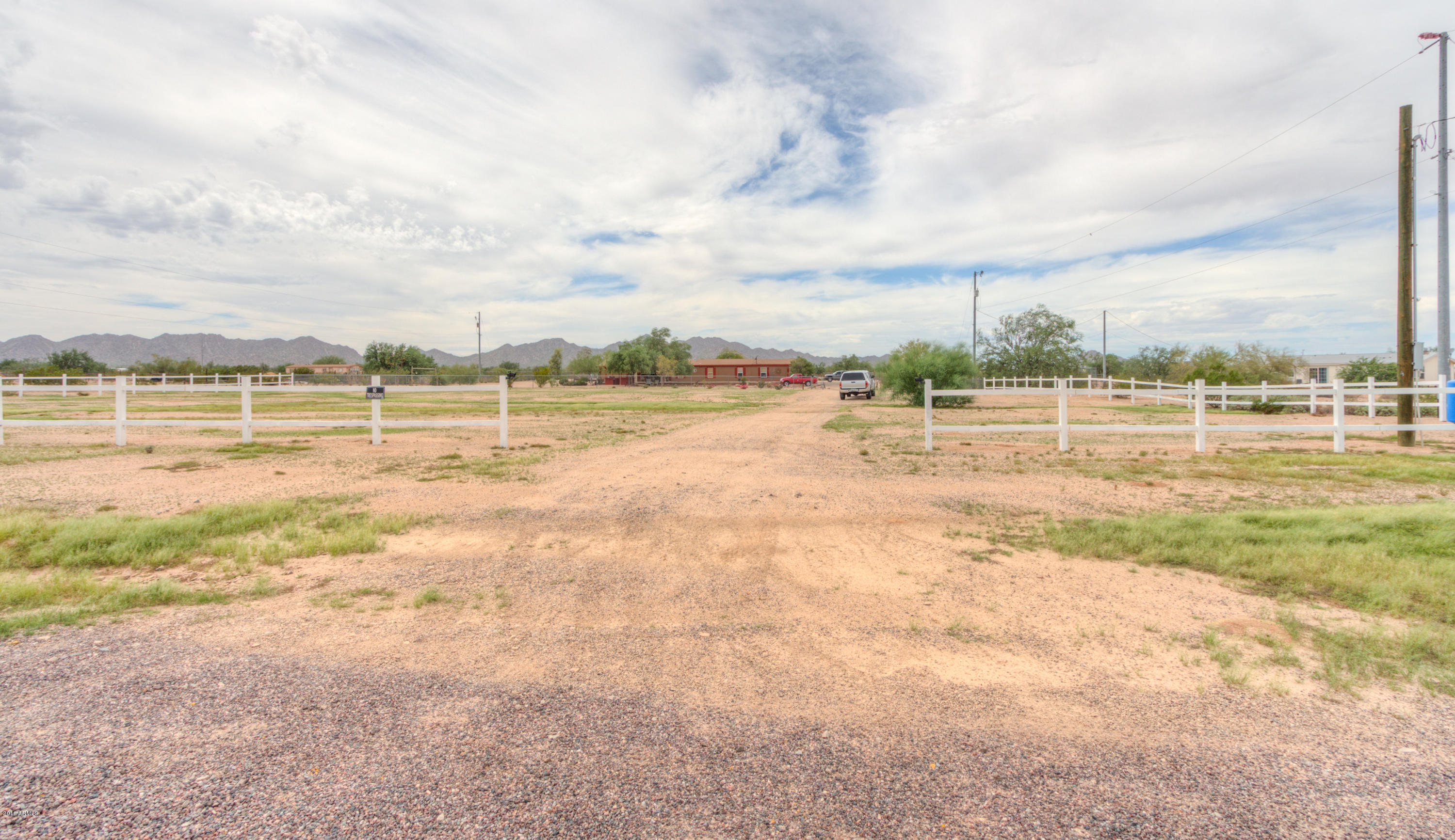 1470 North Ralston Road Maricopa, AZ 85139 - Photo 9 of 54 08