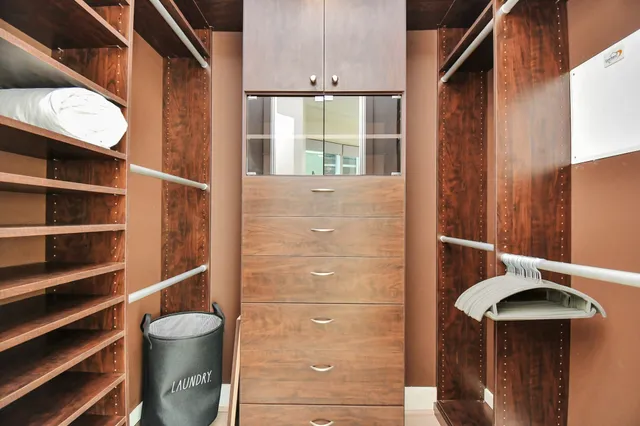 a bathroom with a toilet