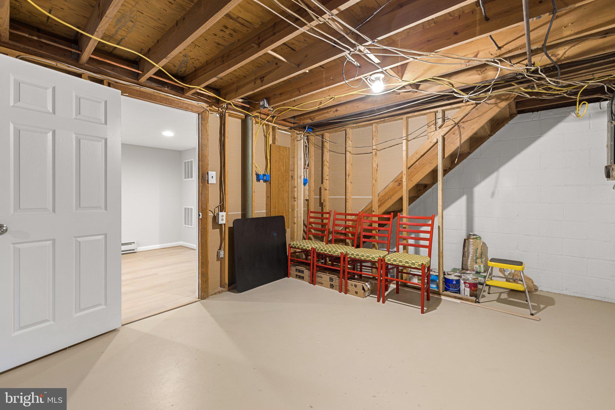 6533 Kelly Road Warrenton, VA 20187 - Photo 46 of 57 Gallery Image 46