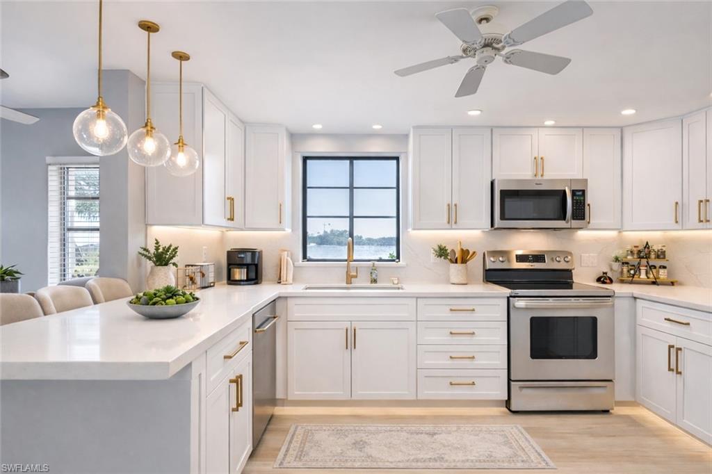 53 High Point Circle West, Unit 310 Naples, FL 34103 - Photo 5 of 30