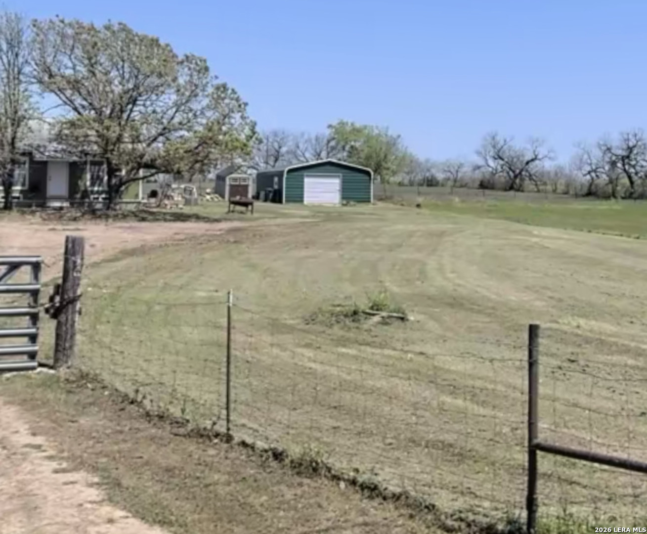 4235 Mickey Road San Antonio, TX 78223 - Photo 2 of 13