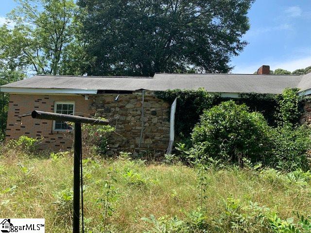 9431 Augusta Road Pelzer, SC 29669 - Photo 12 of 33