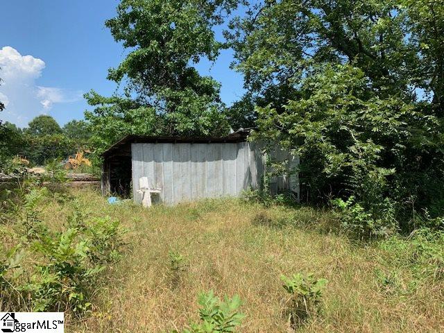 9431 Augusta Road Pelzer, SC 29669 - Photo 13 of 33