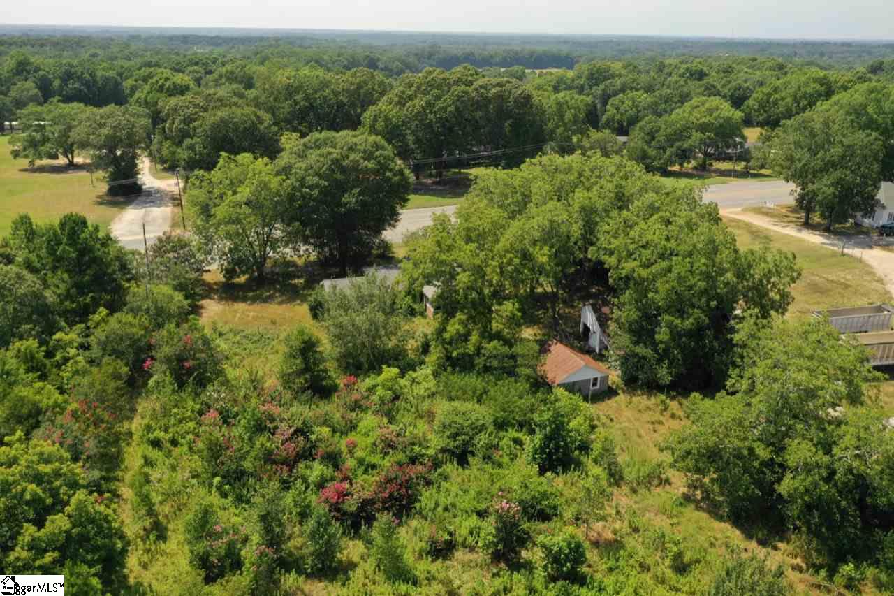 9431 Augusta Road Pelzer, SC 29669 - Photo 31 of 33