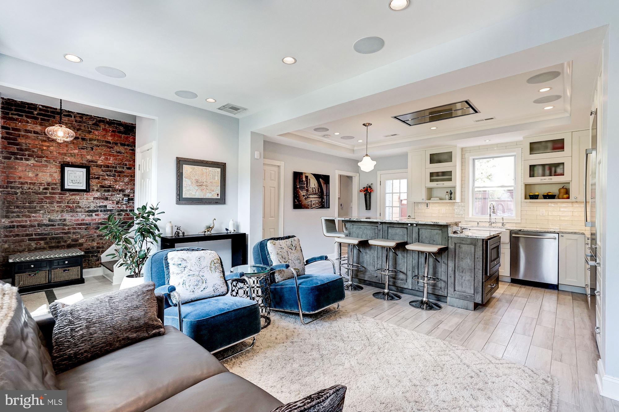 906 12th Street Southeast Washington, DC 20003 - Photo 11 of 29