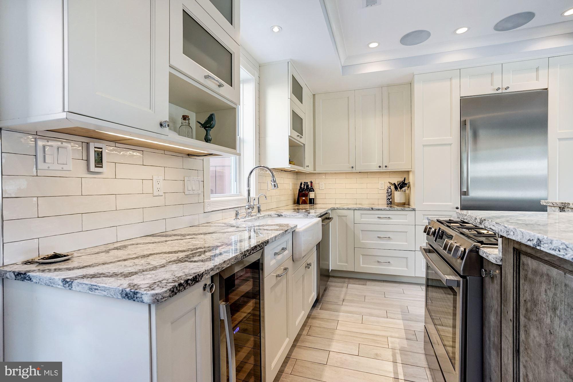 906 12th Street Southeast Washington, DC 20003 - Photo 15 of 29