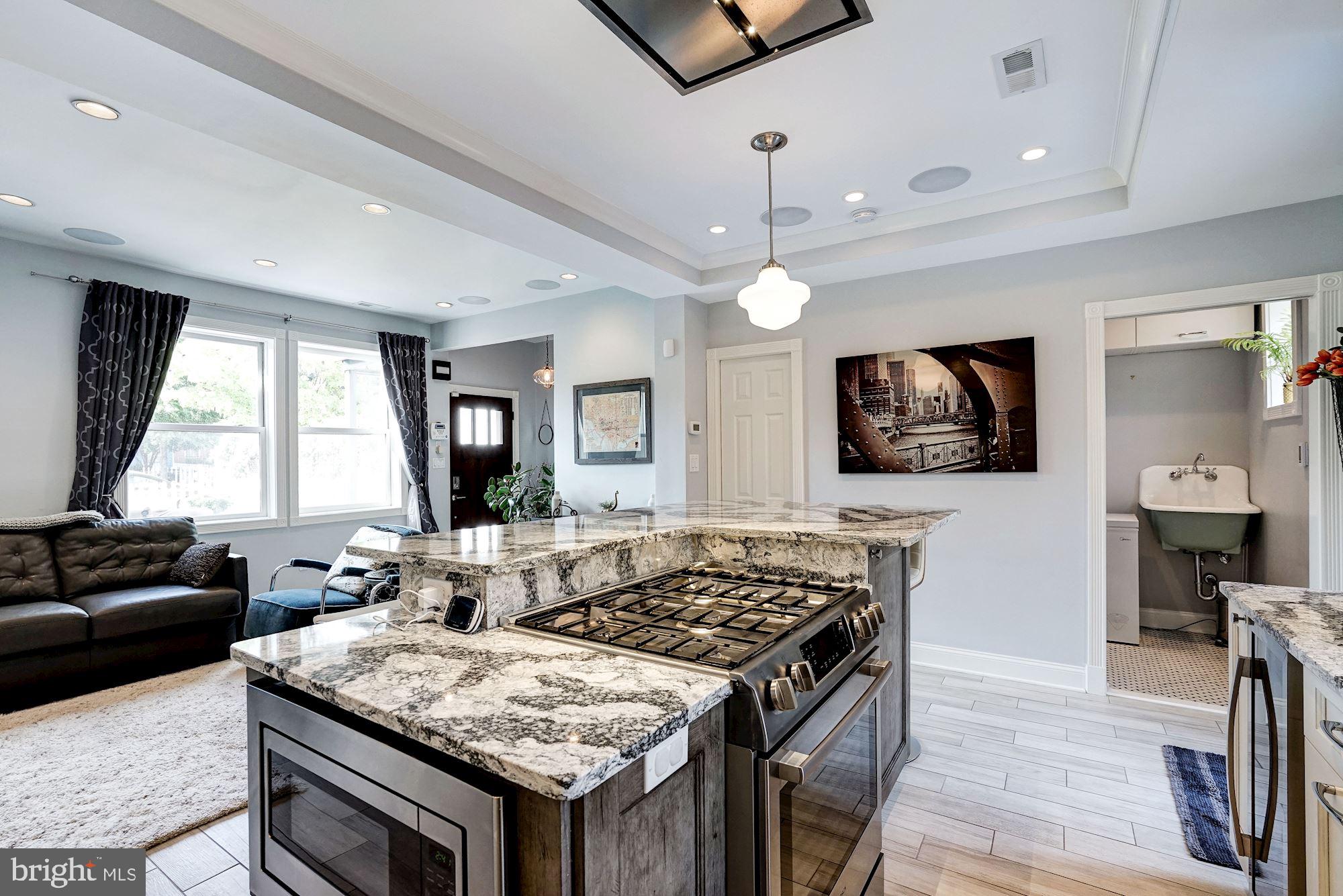 906 12th Street Southeast Washington, DC 20003 - Photo 16 of 29