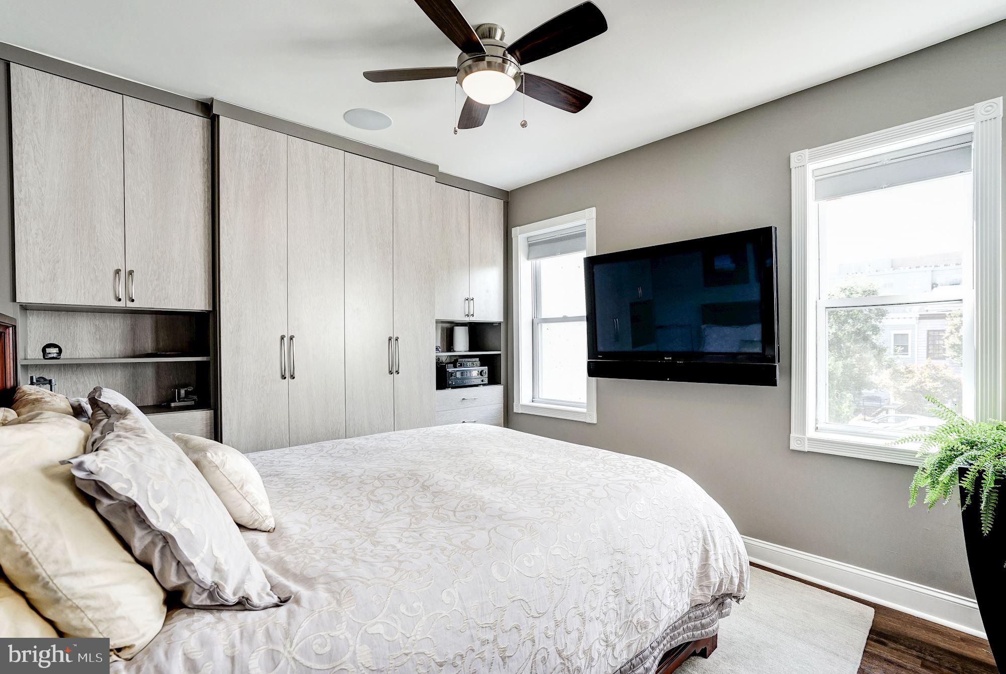 906 12th Street Southeast Washington, DC 20003 - Photo 19 of 29