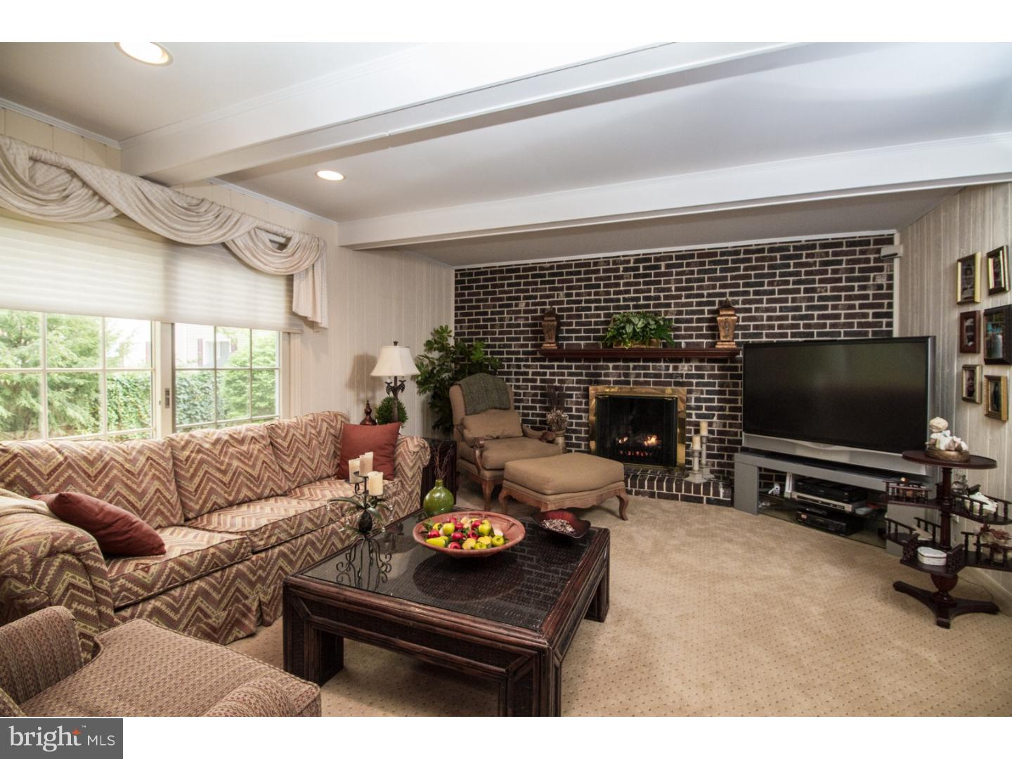 14 Holden Road Cherry Hill, NJ 08034 - Photo 11 of 22 Family Room