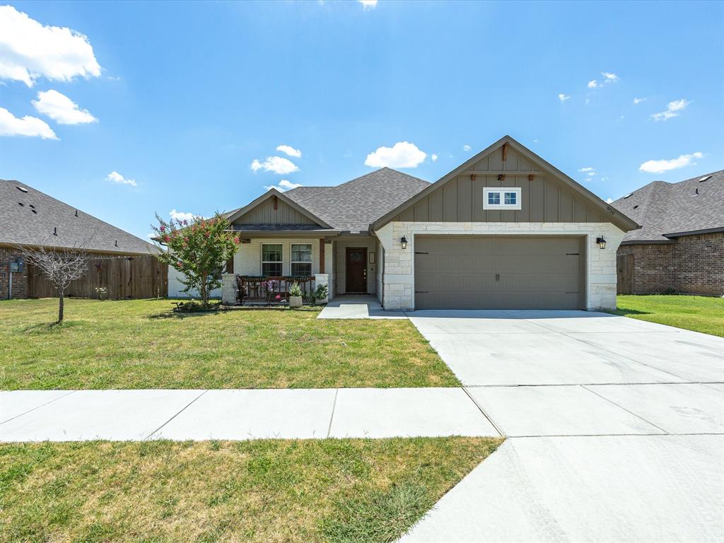 956 Sam Street Springtown, TX 76082 - Photo 16 of 38