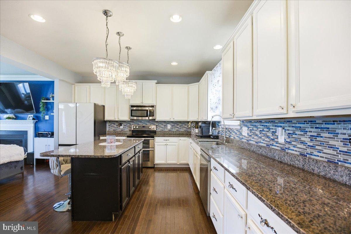 195 Fairground Road Prince Frederick, MD 20678 - Photo 14 of 50 Granite counters