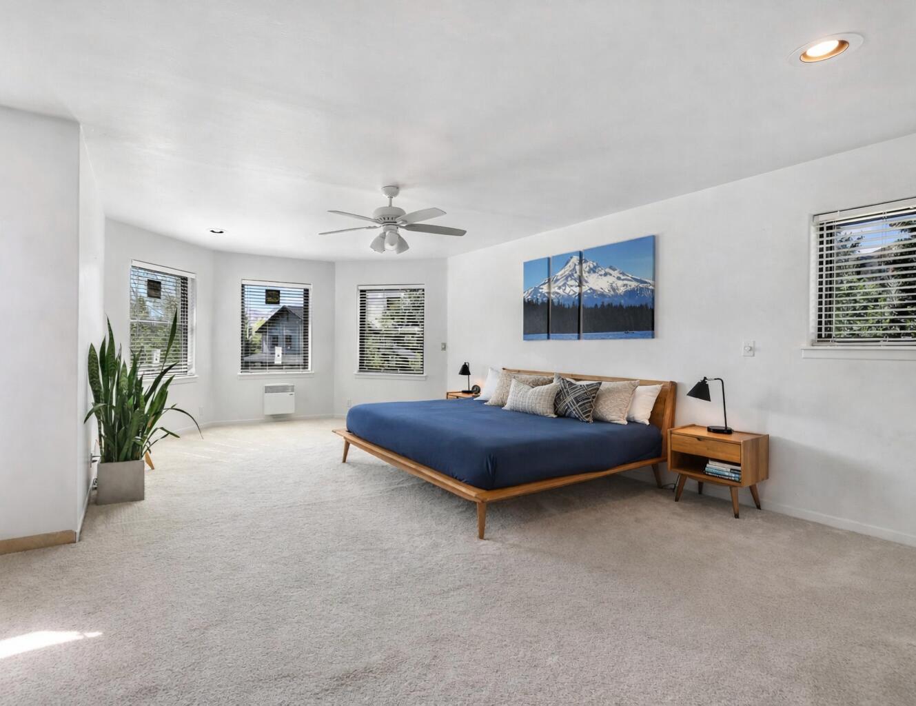 561 Mother Lode Loop Hailey, ID 83333 - Photo 13 of 28 14. Large Primary Bedroom