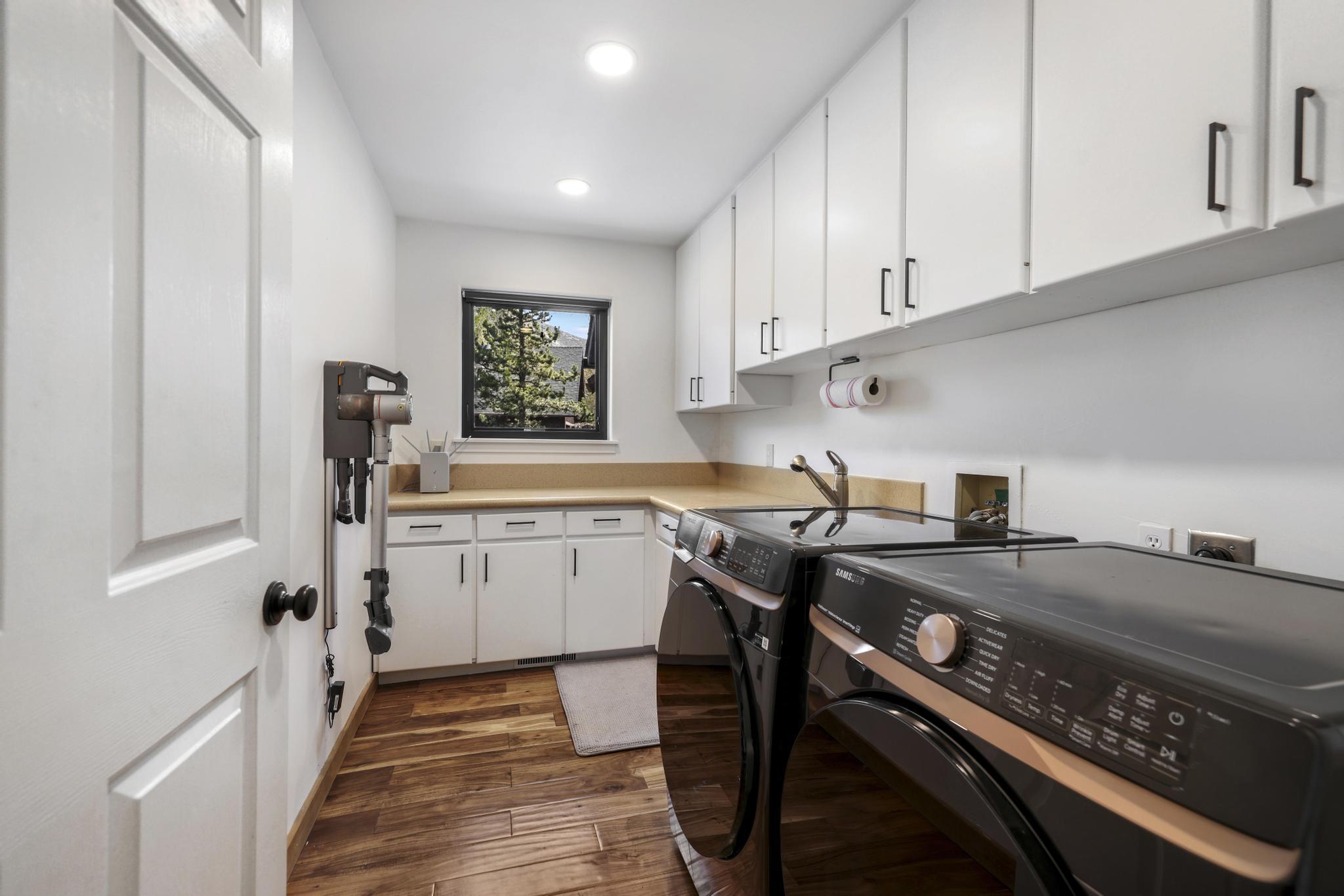 561 Mother Lode Loop Hailey, ID 83333 - Photo 24 of 28 26. Laundry Room