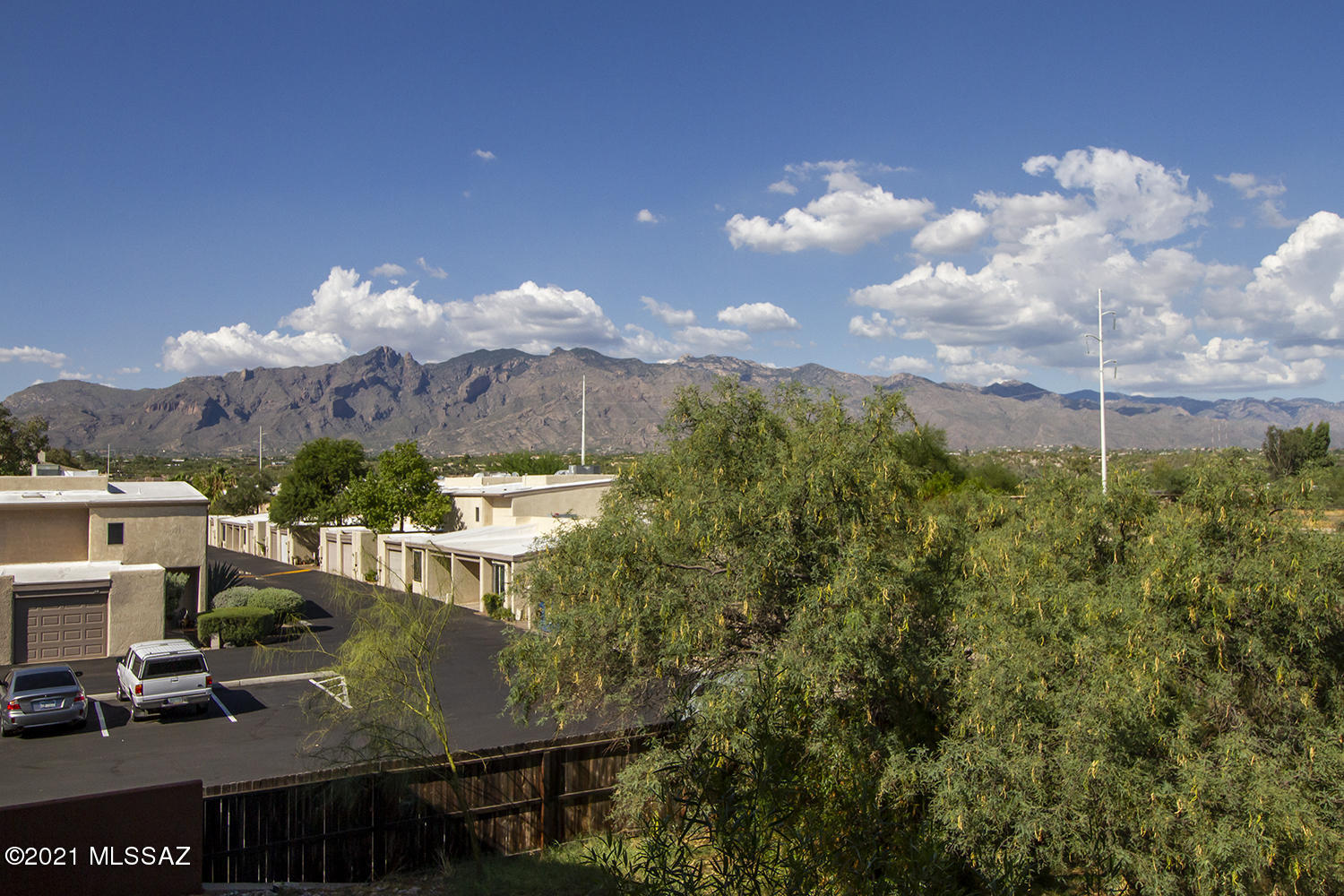3690 North Country Club Road, Unit 1042 Tucson, AZ 85716 - Photo 2 of 33