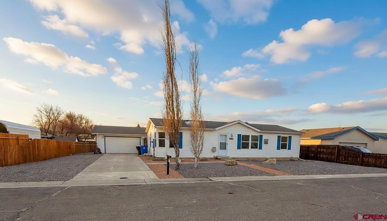 1278 Wagon Road Montrose, CO 81401 - Photo 1 of 17 Exterior