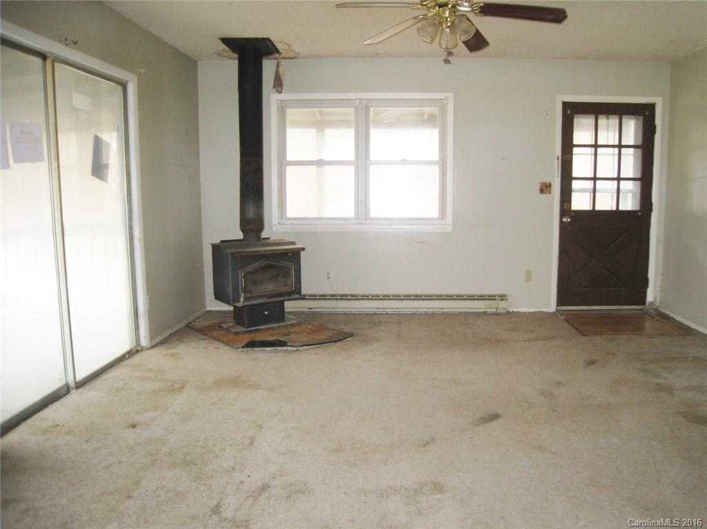 588 Levi Road Columbus, NC 28722 - Photo 3 of 9 Gallery Image 3
