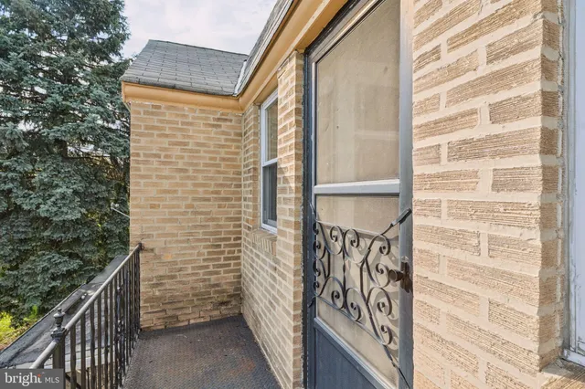 $1,350 | 7239 Haverford Avenue, Unit 2, Philadelphia, PA 19151