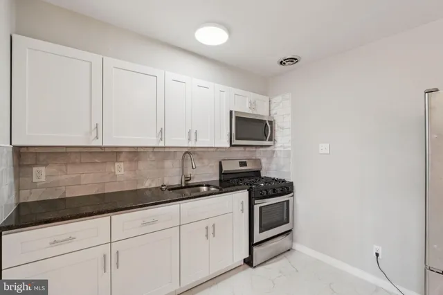 $1,350 | 7239 Haverford Avenue, Unit 2, Philadelphia, PA 19151